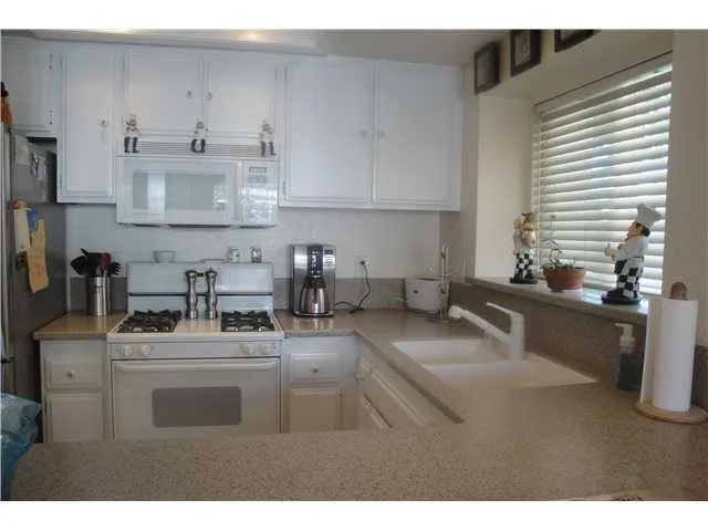 9023 Calle Del Verde Street, Santee, CA 92071