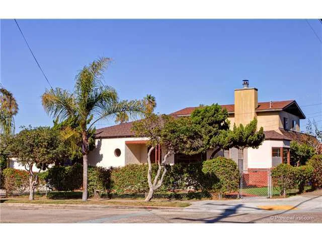 4606 Castelar Street, San Diego, CA 92107