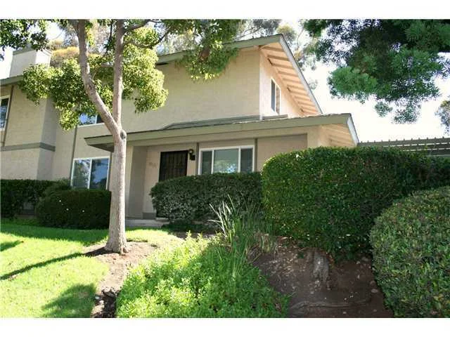 10121 Caminito Volar, San Diego, CA 92126