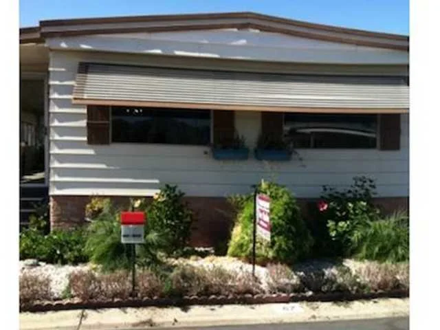 2280 Valley Parkway #67, Escondido, CA 92027