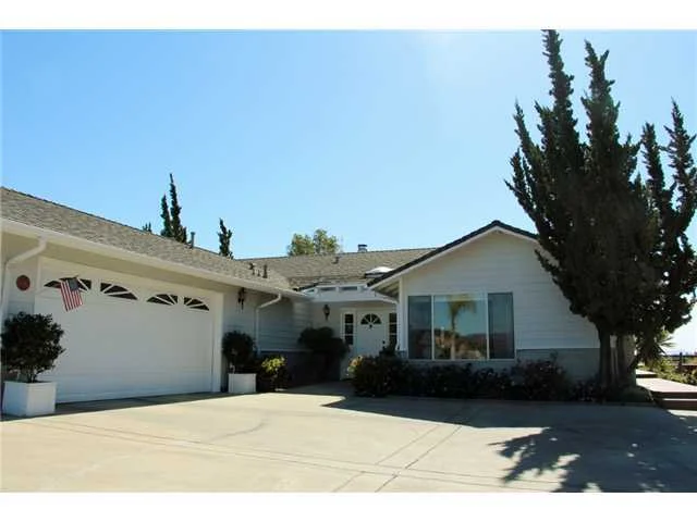 2241 Lookout Mountain Road, Fallbrook, CA 92028