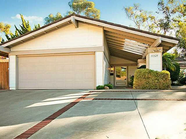 11325 Vista La Cuesta Drive, San Diego, CA 92131