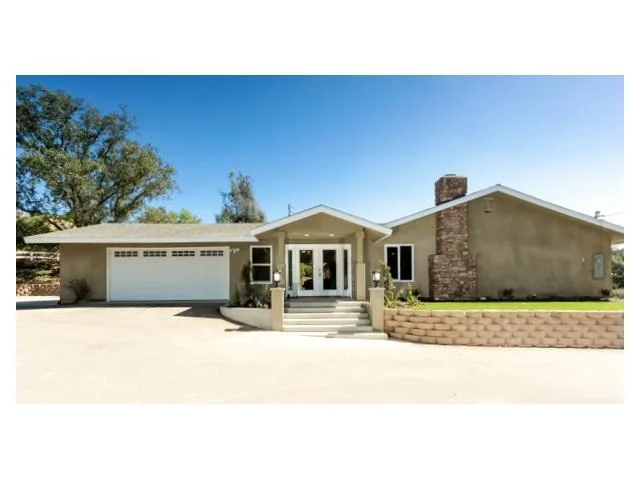 26931 Banbury Drive, Valley Center, CA 92082