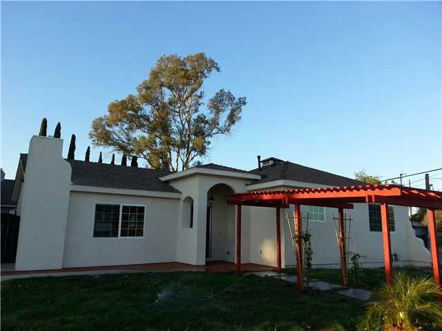 1225 N. Fig St., Escondido, CA 92026
