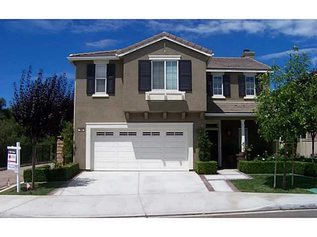 865 Arbor Glen Lane, Vista, CA 92081