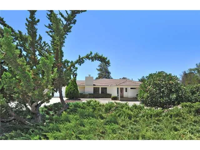 25341 Kerri Lane, Ramona, CA 92065