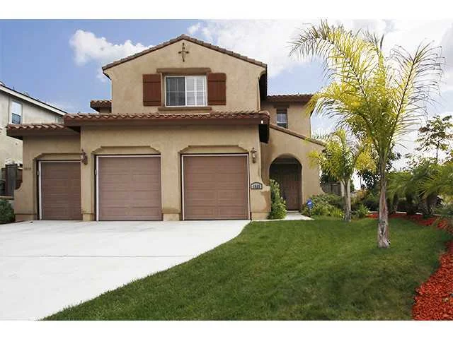 1035 Greenway Road, Oceanside, CA 92057