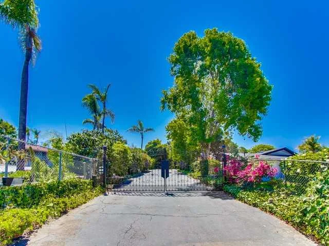 30 El Rancho Vista, Chula Vista, CA 91910