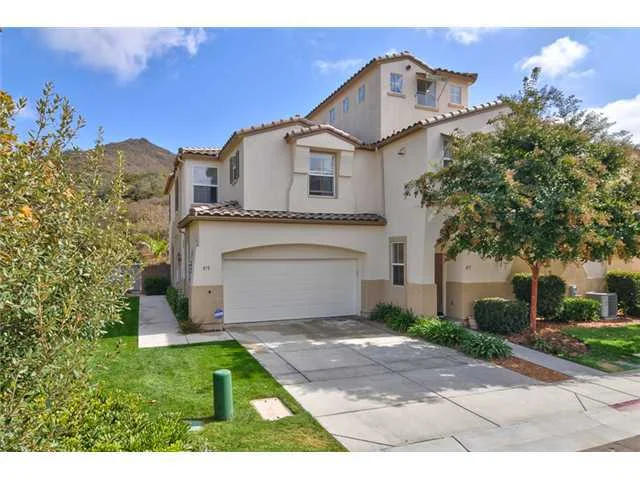 875 Custer Avenue, San Marcos, CA 92078