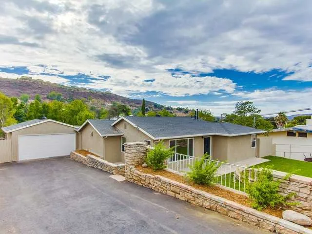 8648 Almond Road, Lakeside, CA 92040