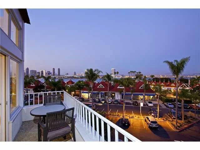 1133 1st Street #420, Coronado, CA 92118
