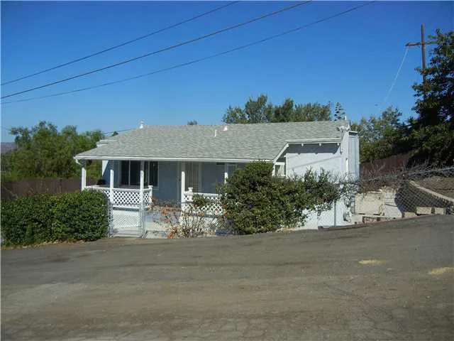 8605 Dove Hill Drive, Santee, CA 92071