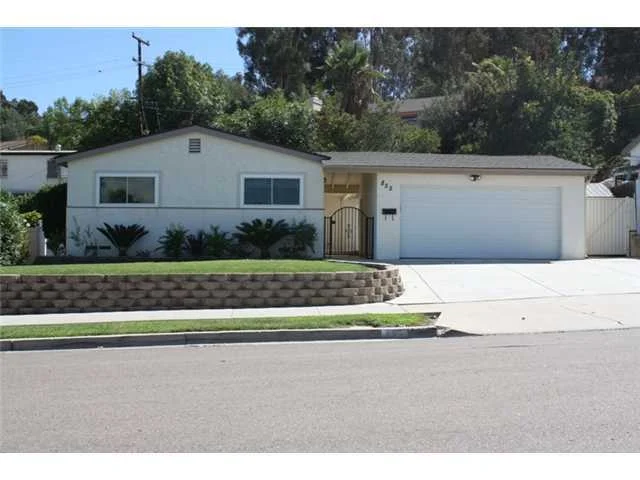 855 Deland Court, El Cajon, CA 92020