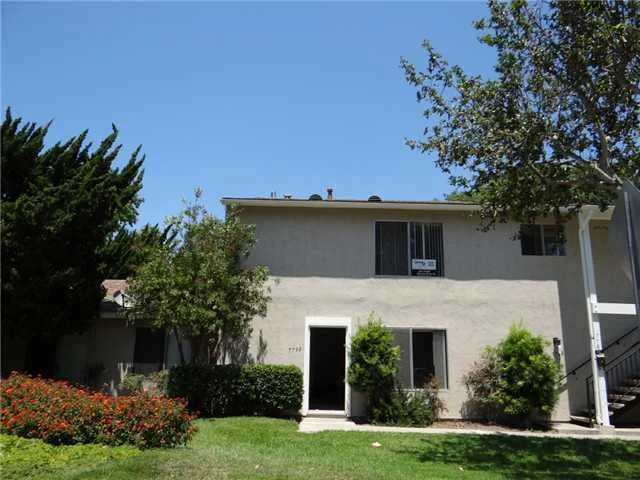 7790 Camino Glorita, San Diego, CA 92122