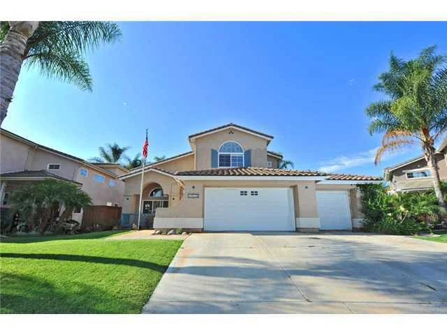 10135 Lauren Way, Santee, CA 92071