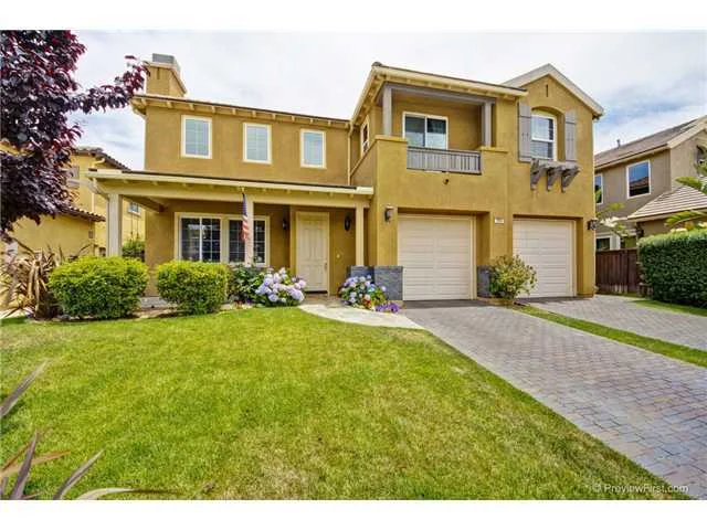 1894 Shadetree Drive, San Marcos, CA 92078
