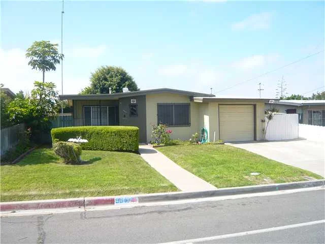 5541 Dwight Street, San Diego, CA 92105