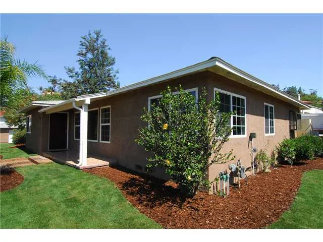8822 Golf Drive, Spring Valley, CA 91977
