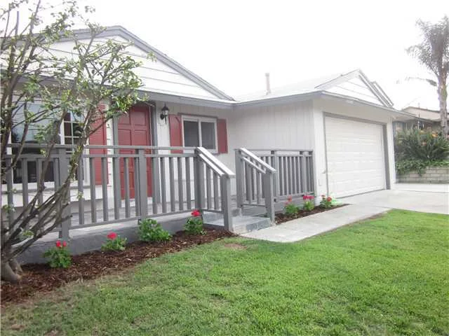 10047 White Pine Lane, Santee, CA 92071