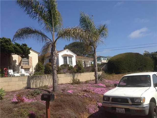 855 Dewitt Avenue, Encinitas, CA 92024