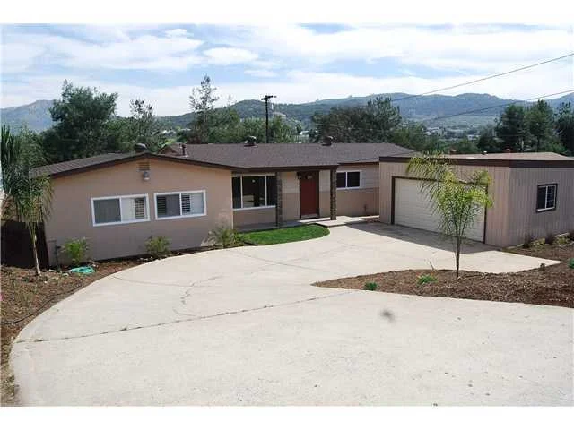 9077 Kay Jay Lane, Lakeside, CA 92040