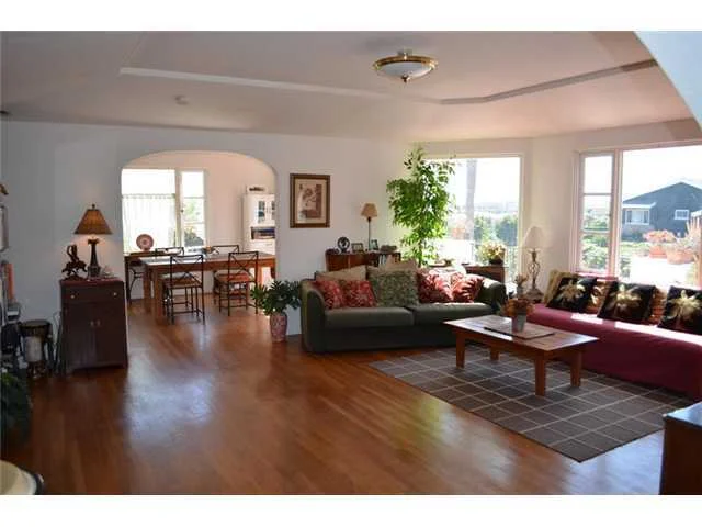 3010 Curtis Street, San Diego, CA 92106