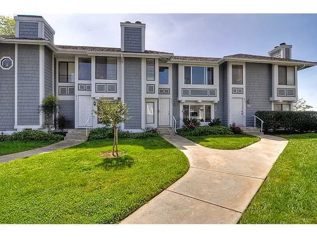855 Violet Court, Carlsbad, CA 92011