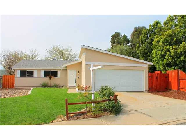 10052 Lake Canyon Court, Santee, CA 92071
