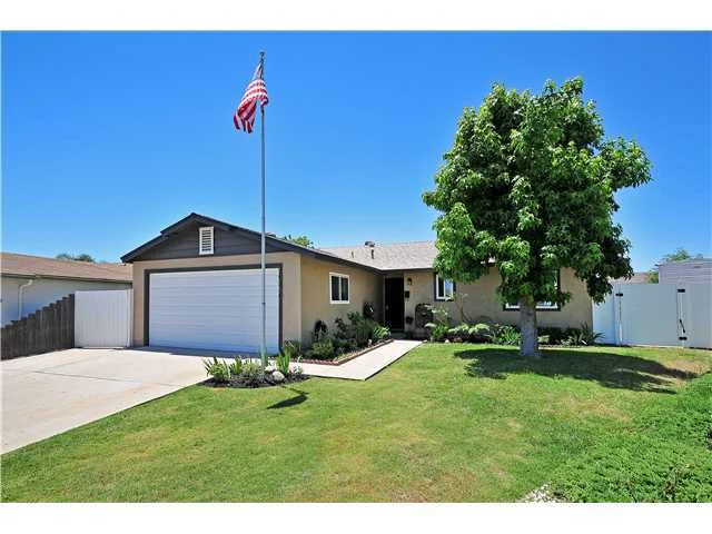 10150 Montura Avenue, Santee, CA 92071