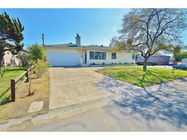 6129 Adelaide Avenue, San Diego, CA 92115
