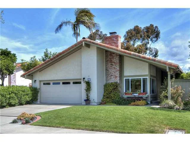 550 San Mario Drive, Solana Beach, CA 92075