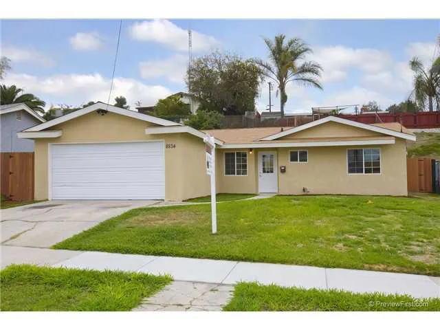 8834 Hillslope Avenue, Spring Valley, CA 91977