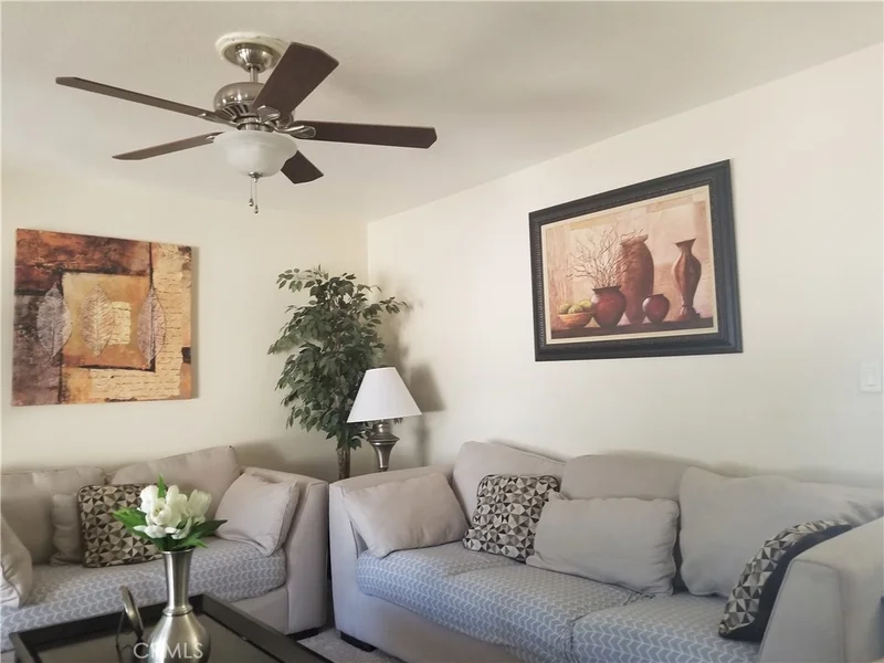 547 Kerilyn, Hemet, CA 92544
