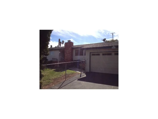 2261 Sunset Drive, Escondido, CA 92025