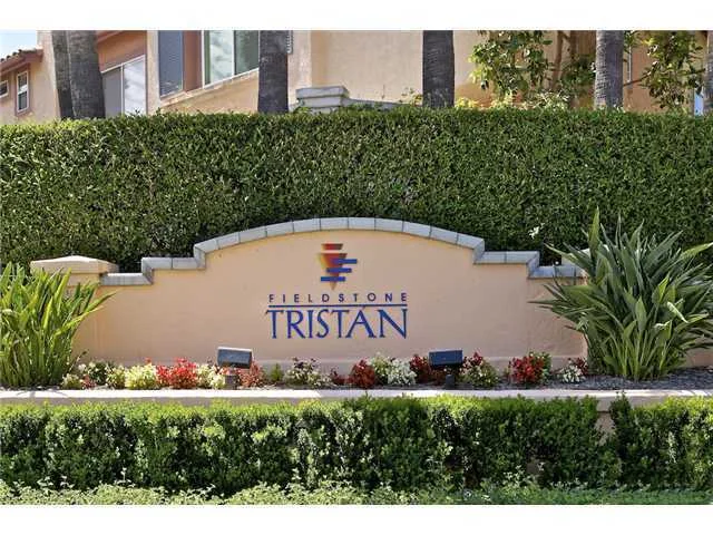 11376 Via Rancho San Diego #E, El Cajon, CA 92019