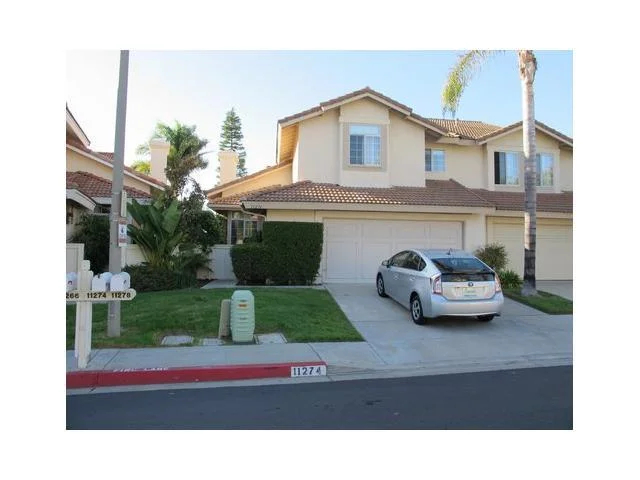 11274 Caminito Aclara, San Diego, CA 92126
