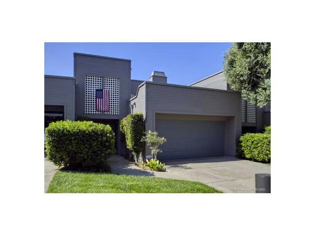 1027 Reliance Way, Del Mar, CA 92014