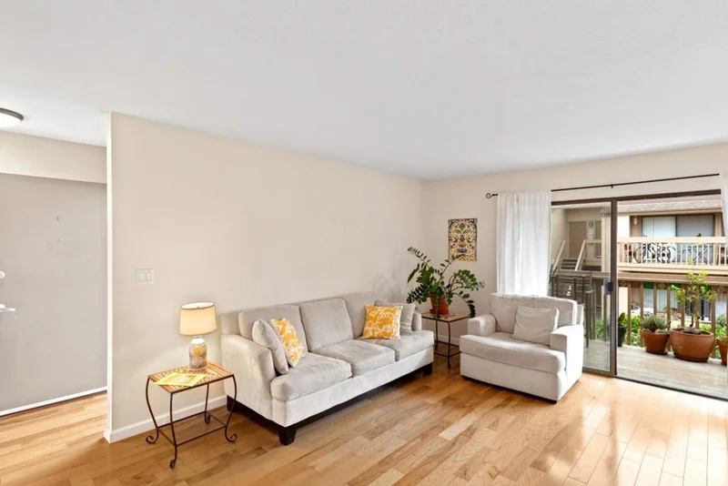 300 Glenwood #253, Monterey, CA 93940