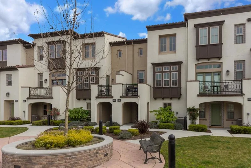 631 Tyrella, Mountain View, CA 94043