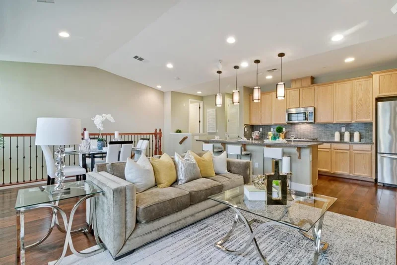 631 True Wind #209, Redwood City, CA 94063