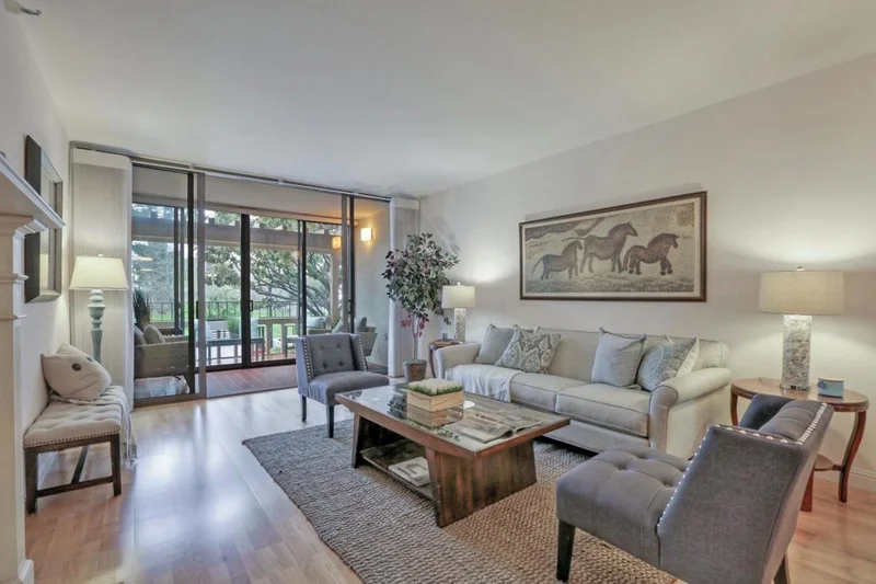 555 Laurel #114, San Mateo, CA 94401