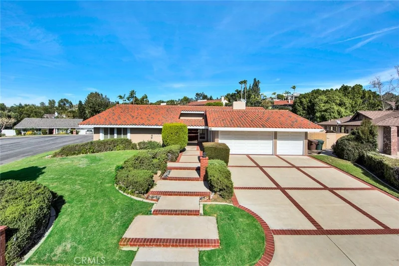 18821 Derek, Villa Park, CA 92861