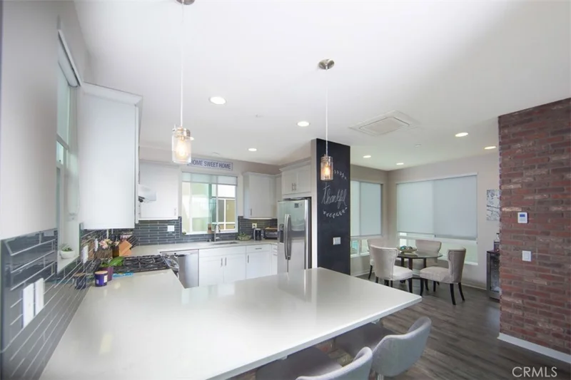 793 Wonder, Costa Mesa, CA 92627