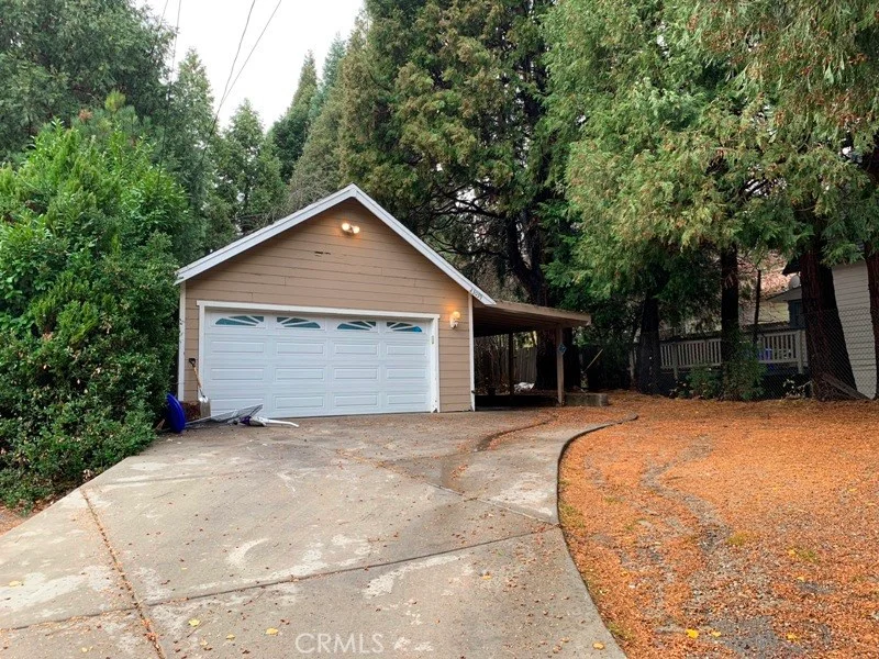 23039 Waters, Crestline, CA 92325