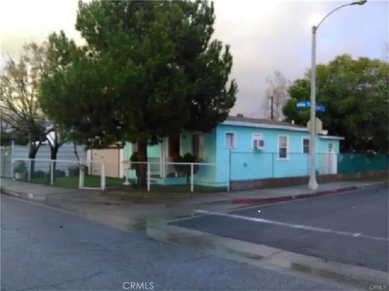 274 Oak, Pomona, CA 91766