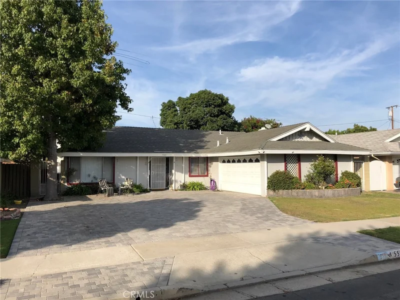5561 Mangrum, Huntington Beach, CA 92649