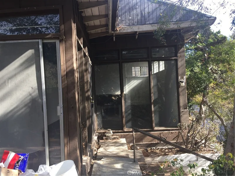 4517 Cleland, Los Angeles, CA 90065