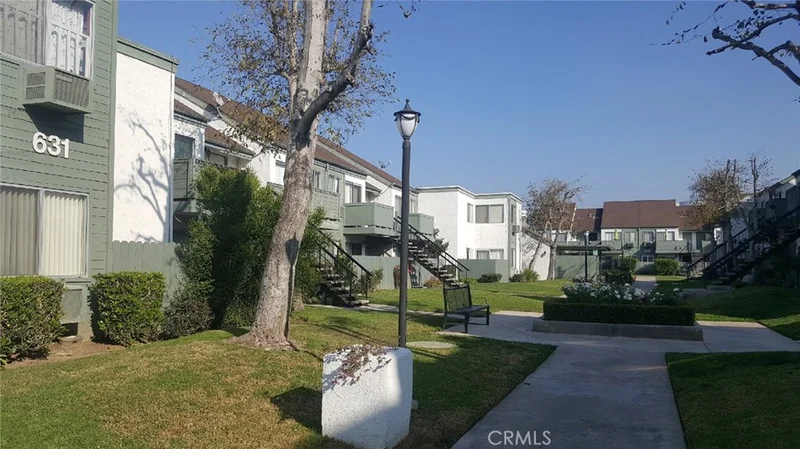 623 Bristol #77, Santa Ana, CA 92703
