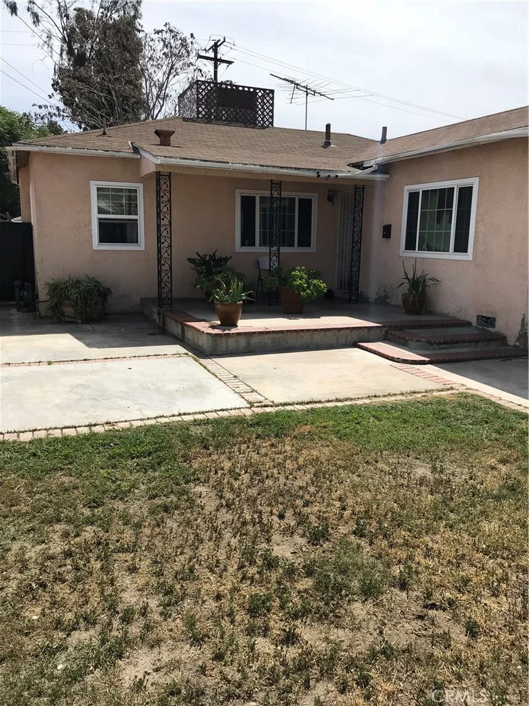 5206 Anahurst Rd, South Gate, CA 90280