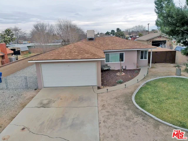 42528 32nd, Lancaster, CA 93536